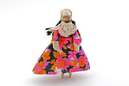 Handmade wooden peg doll, 1950s