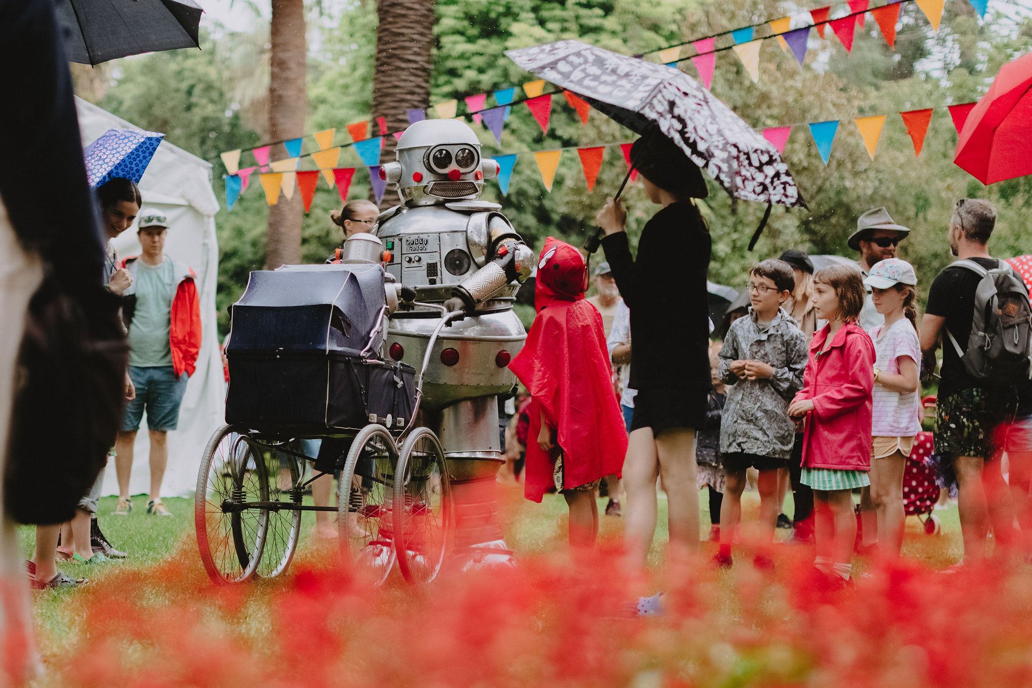 Gardenesque Robots in the gardens